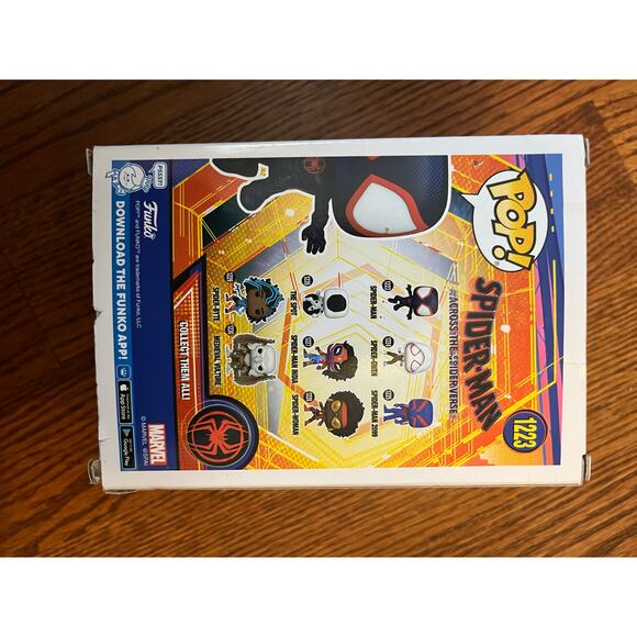 Funko Pop Marvel: Spider-Man - Picture 4 of 4